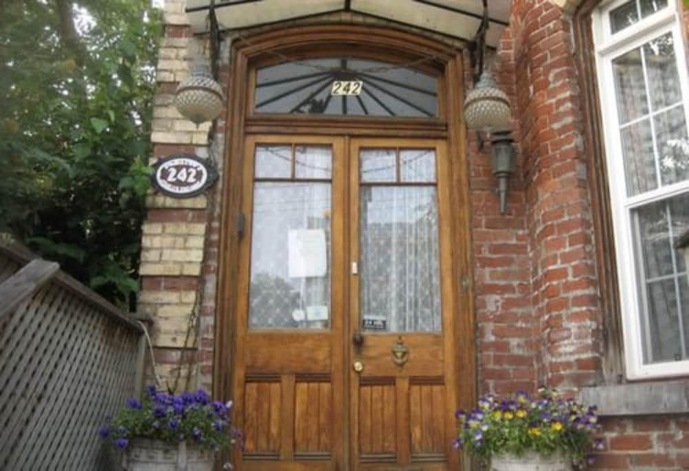 Pimblett'S Toronto Downtown Bed &Breakfast Panzió Kültér fotó