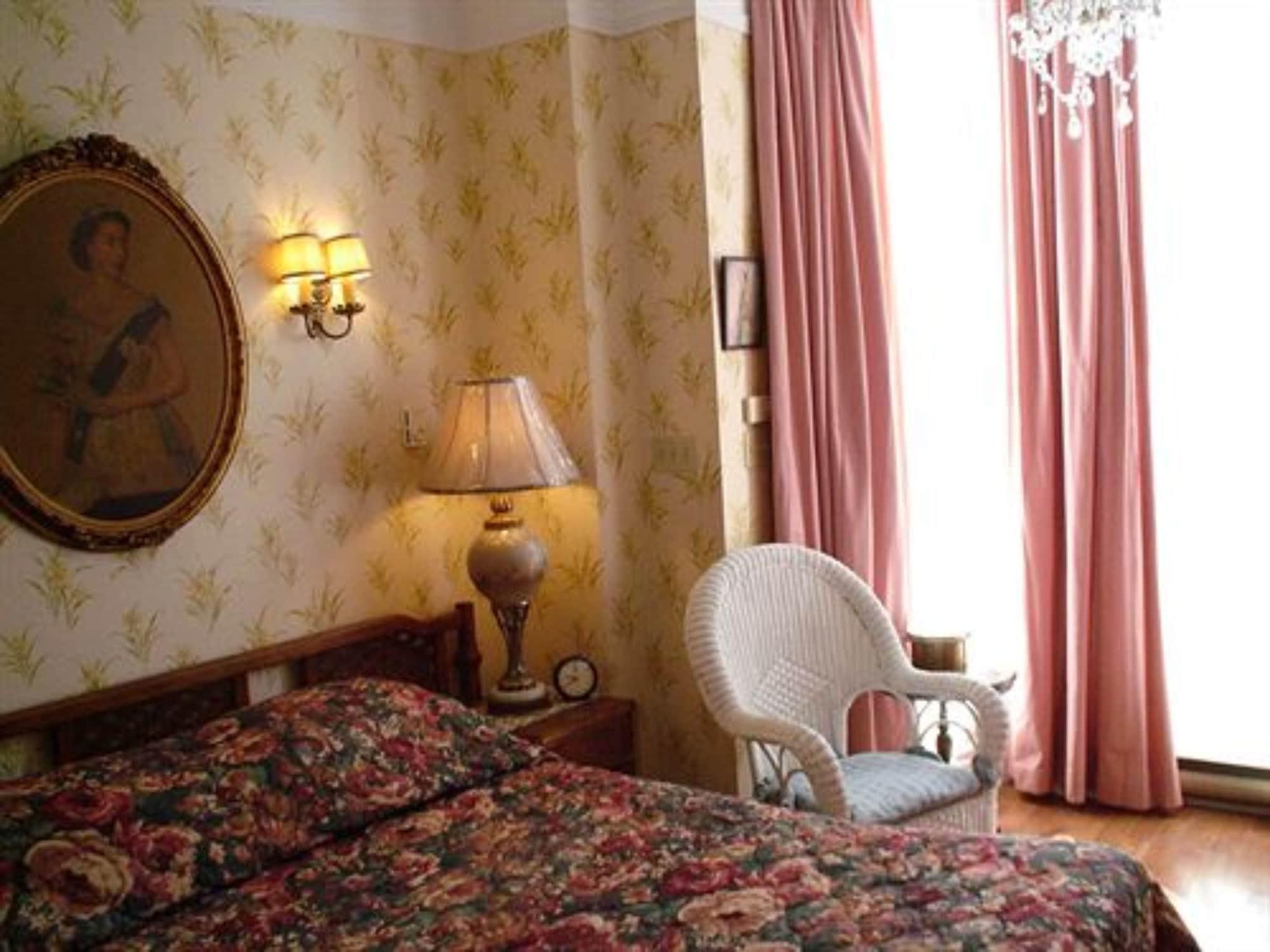 Pimblett'S Toronto Downtown Bed &Breakfast Panzió Kültér fotó